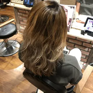 ミディアム Lafith hair lit所属・今井 悠菜のヘアスタイル