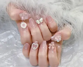 ネイル RINA 🤍のネイルデザイン