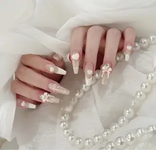 ネイル Hina 池袋 長だしチップ専門店のネイルデザイン