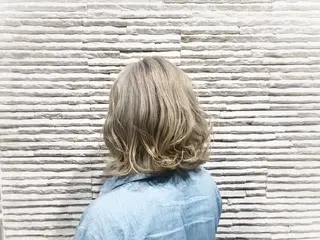 ミディアム カラー 嶋田 ゆきのヘアスタイル