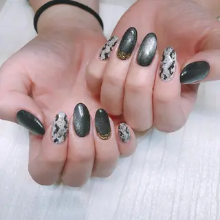 ネイル luxe NailDesignのネイルデザイン