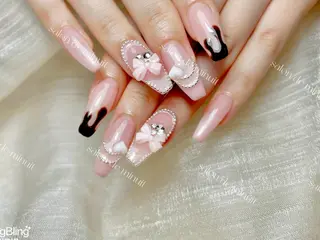 ネイル Momo 🤍のネイルデザイン