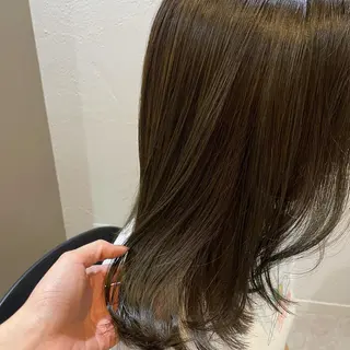 ミディアム カラー 韓国レイヤーカット 🫧大阪梅田レイヤーのヘアスタイル