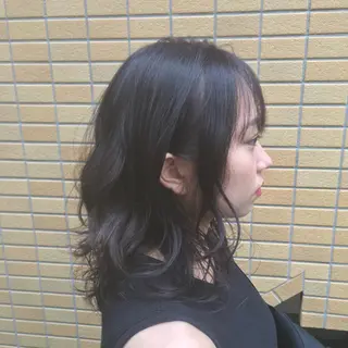 セミロング カラー しのはら まどかのヘアスタイル