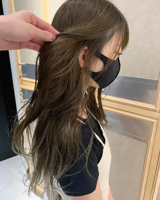 セミロング カラー TENELE所属・チバ タクミのヘアスタイル