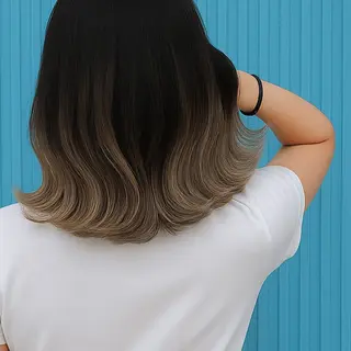 セミロング カラー 髪質改善＆白髪ぼかし カラー♡店長みやけ♡のヘアスタイル