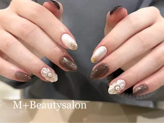 ネイル M+  Beauty Salonのネイルデザイン