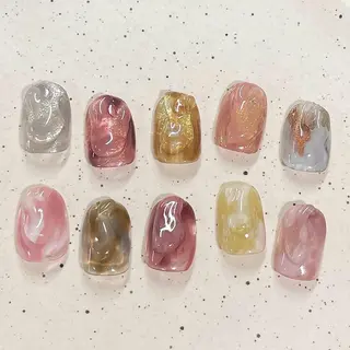 ショート sima .のネイルデザイン