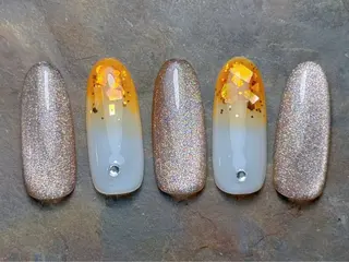 ネイル マジックミラー所属・マジック ミラーのネイルデザイン