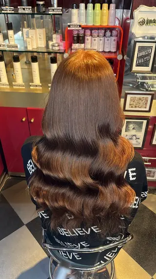 ロング カラー デザインカラー/ ブリーチ/コーンロウのヘアスタイル