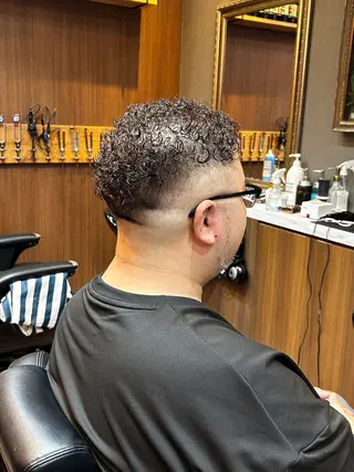 ショート パーマ メンズ 吉田 愛恵のヘアスタイル