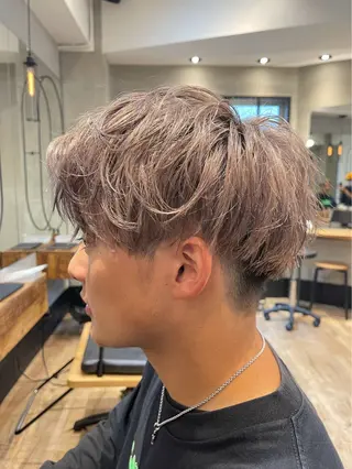 ショート パーマ メンズ lana hair  新宿髪質改善トリートメント新宿三丁目【ラナヘアー】所属・新宿メンズ専門 髪質改善パーマ特化のヘアスタイル