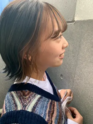 ショート カラー ヘアアレンジ SALOWIN藤沢店所属・サナ🌱 切りっぱなしボブのヘアスタイル