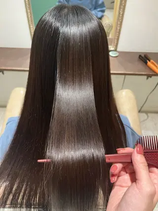 ロング rotika by Doll hair所属・RYOKA/ 透明感カラー/韓国風のヘアスタイル