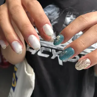 ネイル Ray. ／綺麗目ニュアンスのネイルデザイン