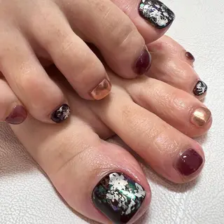 ネイル REHTOF ｜朝7時Open☀️のネイルデザイン