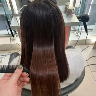 ミディアム Eleanor 池袋 ミカのヘアスタイル