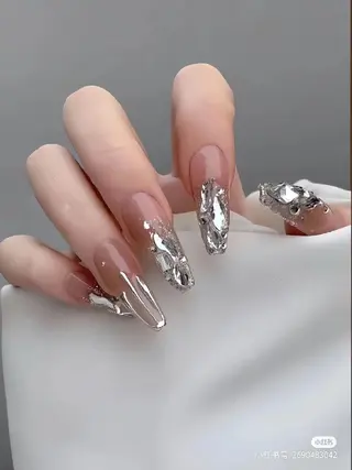 ネイル N. サロン所属・Theone栄店 田口のネイルデザイン