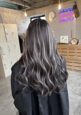 ロング カラー ROBIN所属・指名数No.1 /NAOYAのヘアスタイル