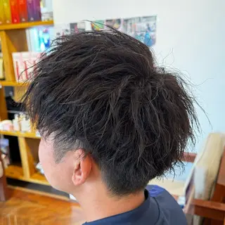 ショート パーマ メンズ 吉田 新平のヘアスタイル