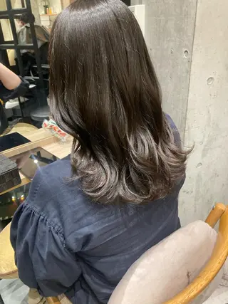 セミロング ✨色持ちの良い艶 カラー✨蟹江真世のヘアスタイル