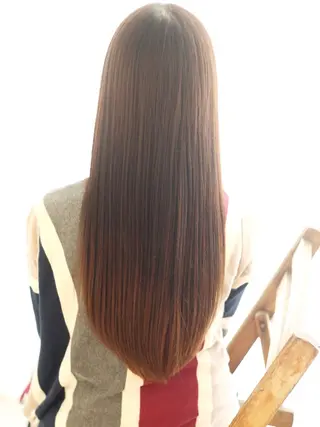 ロング 宮里 萌々のヘアスタイル