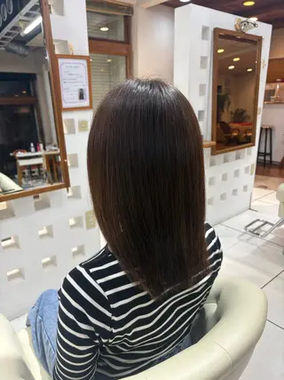 ミディアム La Queen ta所属・滝沢 麻衣のヘアスタイル