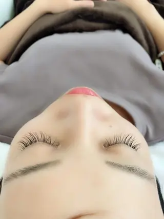 マツエク・マツパ mm 奈良駅店所属・mm 奈良駅店 yunaのマツエク・マツパデザイン