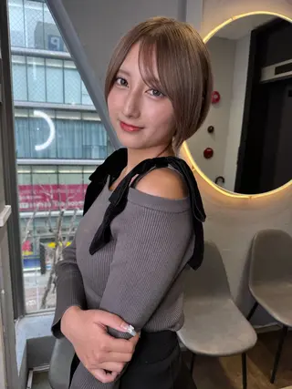 ショート カラー dao/ミルクティー /ブラウン/ブロンドのヘアスタイル