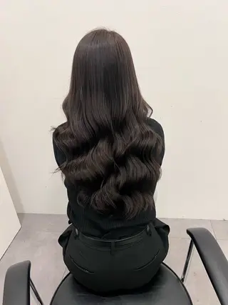 ロング しゅういち/赤み消し カラー特化のヘアスタイル