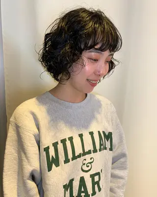 パーマ ハイトーン/顔まわり レイヤー/YUKAのヘアスタイル