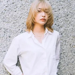 ミディアム カラー bloc japon所属・ﾌﾞﾚｲｽﾞ˚✧₊⁎ ﾚｲﾔｰToriのヘアスタイル
