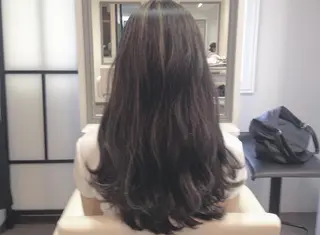 ロング カラー マツエク・マツパ 🌈髪質改善カラーの 🌈坂本侑樹のヘアスタイル