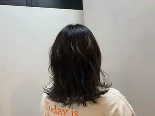 ミディアム カラー よしのり genieeのヘアスタイル