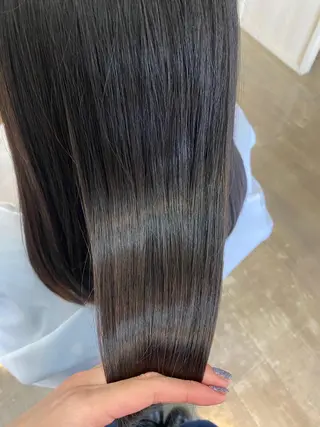 セミロング ELEN 新百合ヶ丘のヘアスタイル