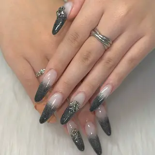 ネイル 黒川 実祐のネイルデザイン