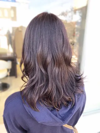 セミロング EARTH長岡 🌼渡辺まい🌼のヘアスタイル