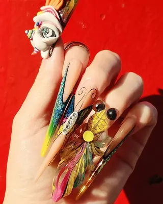 ロング ネイル Mia 自宅ネイルサロンのネイルデザイン