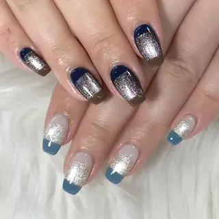 ネイル ❤️💛🩵京橋 痛ネイル⭐️3Dのネイルデザイン