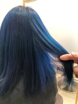 ロング カラー ナカタケ ユウのヘアスタイル