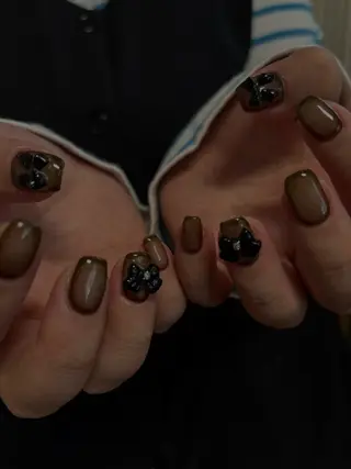 ネイル 爪塗屋 さんのネイルデザイン