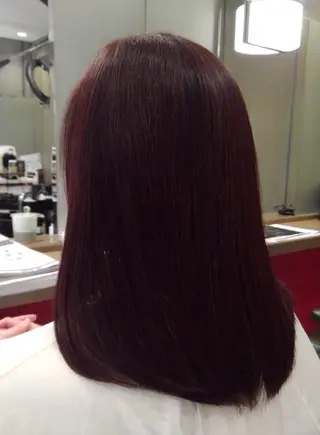 カラー セミロング D/i所属・D/i |Y/no. 〈夜スパ17時〜〉のヘアスタイル