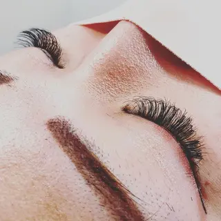 マツエク・マツパ Anela .の眉毛・アイブロウイメージ