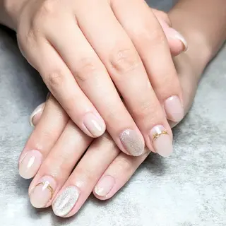 ネイル 塩見 聖子のネイルデザイン