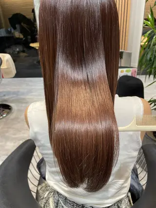 ロング レスピア銀座中央通り店所属・酸性ストレート/ 透明感カラー/中村利のヘアスタイル