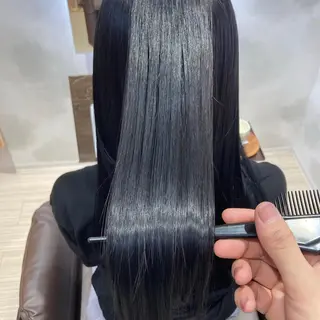 ロング 白髪ぼかし/似合わせ 黒須　雄哉のヘアスタイル