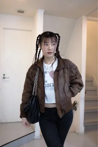 セミロング ヘアアレンジ 🦠デザインカラー/ 魚瀬あおい🦠のヘアスタイル