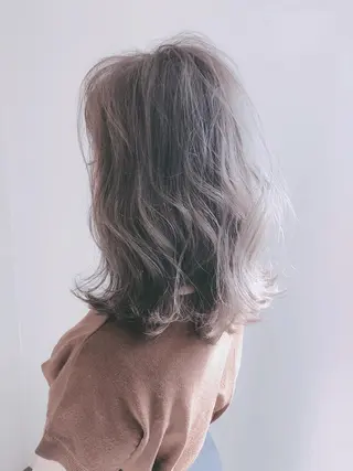 ミディアム カラー ANAZAhair アナザ　ヘアーのヘアスタイル