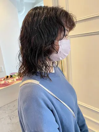 ミディアム パーマ 安藤 佑衣のヘアスタイル