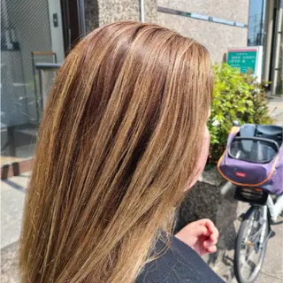 ショート カラー ブリーチ、デザイン  カラー福士直矢のヘアスタイル